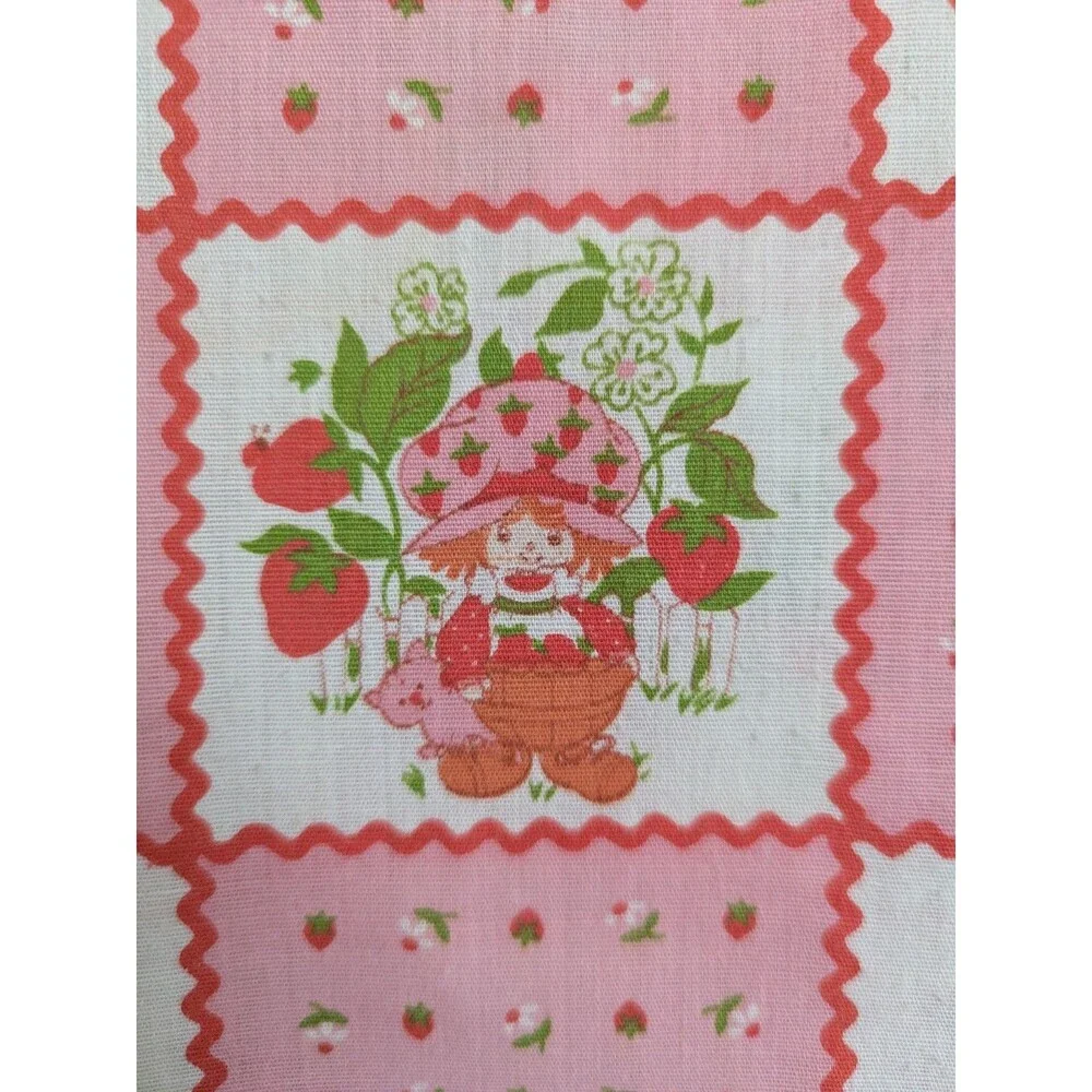 Vintage Handmade Strawberry Shortcake Fabric Pillowcase Zip Sleepover Pockets